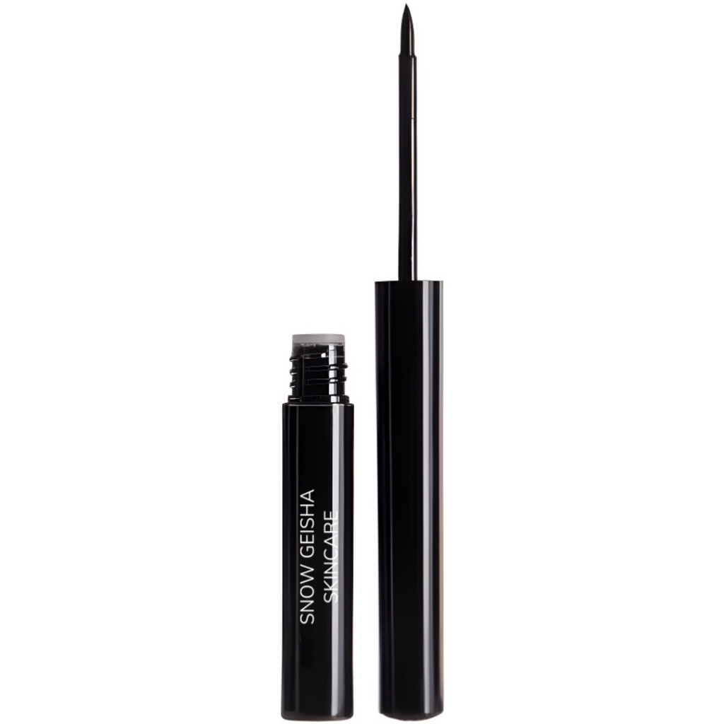 Studio Pro Liquid Eyeliner in Bold Black